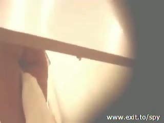 पर्फेक्ट अपस्कर्ट तहलका में ड्रेसिंग कक्ष वीडियो