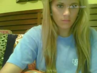Amateur fille jouer sur webcam