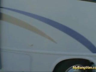 Son première bangbus anal gangbang