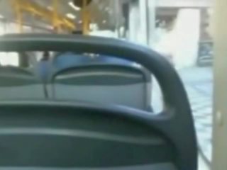 Robenie sa vták autobus