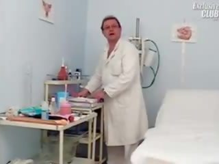 Helga gyno fica divaricatore visita medica su sedia ginecologica a eccentrico