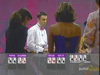 בלונדינית פּוּמָה סוויד wins א jackpot בפנים פוקר