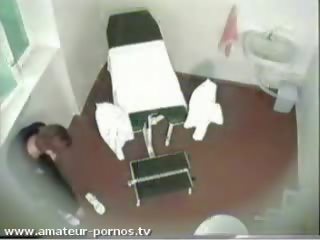 Nakatago kamera sa ang gynecologist video