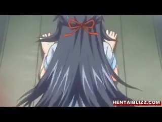 Japanilainen yhteiskoulun anime gangbang ja creampie