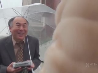 41Ticket - Old Guy Stops Time and Fucks Frozen Babes in Spa (Uncensored JAV)