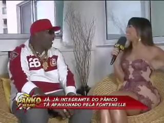 Panicats tiram a roupa e cozinham para Mr Catra - P&acirc;nico na Band 140713