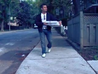 Pizza Guy&#039;s First Time!