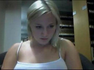 Doing Webcam in Library | hothotcams.net