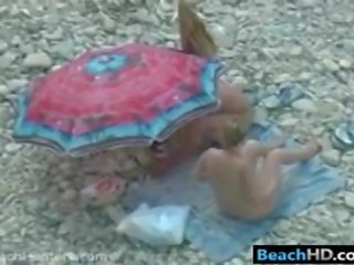 Blowjob ved den strand