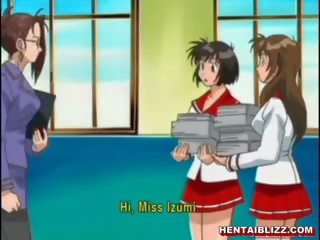 Hentai guru dildoing pantat/ punggung dan faraj dalam yang kelas