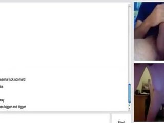 Camgirl cu paros pasarica devine ud pe omegle