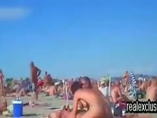 Publiczne nagie plaża swinger seks w lato 2015