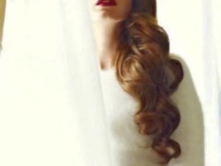 Lana del rey, avril lavigne &amperio; kesha rosa desnuda: http://bit.ly/1da1fb0