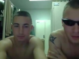 Военни guys- gaydudecams.com